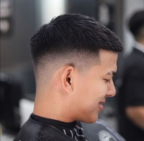 Short Mid Fade Haircut Men, Low Fade Haircuts For Men, Zero Haircut Men, Army Cut Hairstyle Men, Mullet Short Hair Men, Hairstyle Men Short, Undercut Hairstyle Men, Men Short Hair Fade, Skin Fade Hairstyle