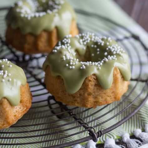 These almond tea cakes came together in a snap, with healthier ingredients like almonds, coconut oil, and einkorn flour. The matcha glaze on top is perfection! #paminthepan #ad Matcha Bundt Cake, Matcha Glaze, Ducks Farm, Matcha Almond, Food Catalog, Almond Tea, Simple Baking, Einkorn Flour, Baking Journal