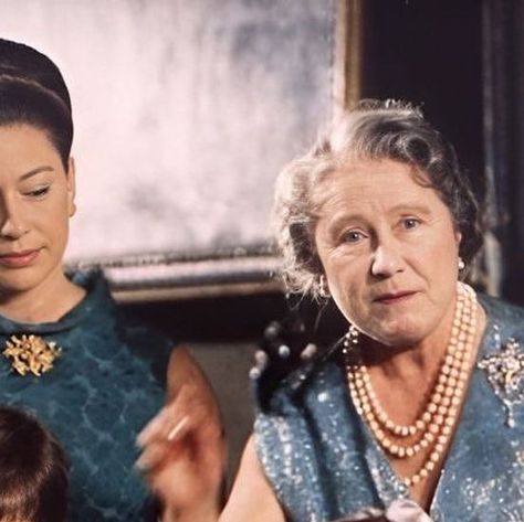 HRH Princess Margaret, Countess of Snowdon on Instagram: "Princess Margaret, the Queen Mother, Viscount Linley, Lady Sarah Armstrong-Jones and the Earl of Snowdon in 1969 during the filming of “Royal Family” documentary. #royalfamily #britishroyalfamily #britishroyals #royals #princessmargaret #countessofsnowdon #earlofsnowdon #lordsnowdon #queenmother #queenelizabeth #kingcharles #viscountlinley #britishmonarchy" Lady Sarah Armstrong Jones, Sarah Armstrong, The Queen Mother, House Of Windsor, Princess Margaret, Queen Mother, British Monarchy, Royal House, British Royal Family