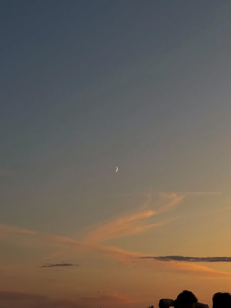 sunset, sunset photos, moon, aesthetic pictures, crescent moon Moon Aesthetic Pictures, Sunset With Moon, Moon Aesthetic, Pretty Sky, Sunset Photos, Crescent Moon, Aesthetic Pictures, Crescent, Moon