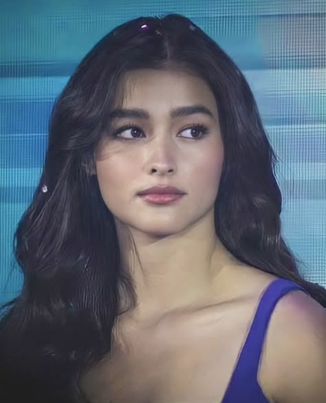 Liza Soberano Makeup, Filipina Makeup, Pretty Nose, Liza Soberano, Straight Blonde Hair, Beauty Goals, Makeup Looks Tutorial, Beauty Shoot, Indian Actress Hot Pics