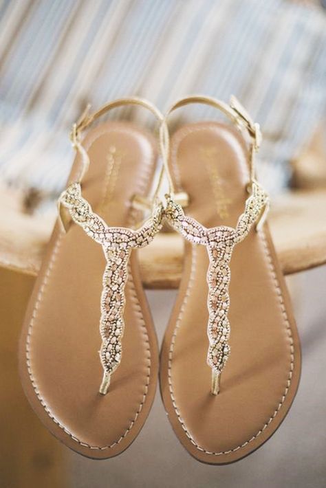 flat wedding shoes sandals brown emma stoner Bridal Flats Sandals, Bridesmaid Flats Sandals, Flat Wedding Sandals For Bride, Wedding Flat Sandals, Wedding Shoes Flats Sandals, Sandal Tali, Wedding Sandals For Bride, Country Shoes Boots, Bridesmaid Sandals