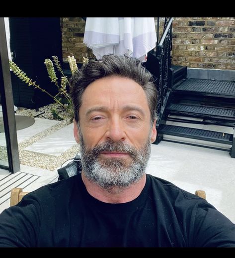 Hugh Jackman Beard, Hugh Jackman Funny, Hugh Jackman Images, Logan Wolverine Hugh Jackman, Hugh Jackman Logan, Old Man Logan, Wolverine Hugh Jackman, Australian Men, Logan Wolverine