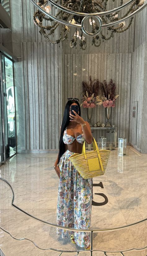 Vacation Outfit Inspo Black Women, Vacation Outfits Resort, Elegant Vacation Outfits, Style Names Types Of Fashion, What To Wear In Aruba, Jamaica Fits, Vacay Outfits Casual, Beach Outfit Modest, Jamaica Vacation Outfits