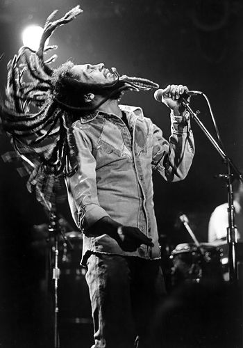 Rasta Music, Bob Marley Legend, Bob Marley Pictures, Style Bob, Damian Marley, Image Positive, Bob Marley Art, Robert Nesta, Nesta Marley