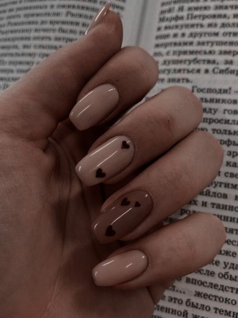 Dark Skin Nail Polish, Brown Nail Art, Pretty Nail Colors, Colors For Dark Skin, Classic Nails, Dark Nails, Pretty Nail Art, Nail Polish Designs, Brown Nails