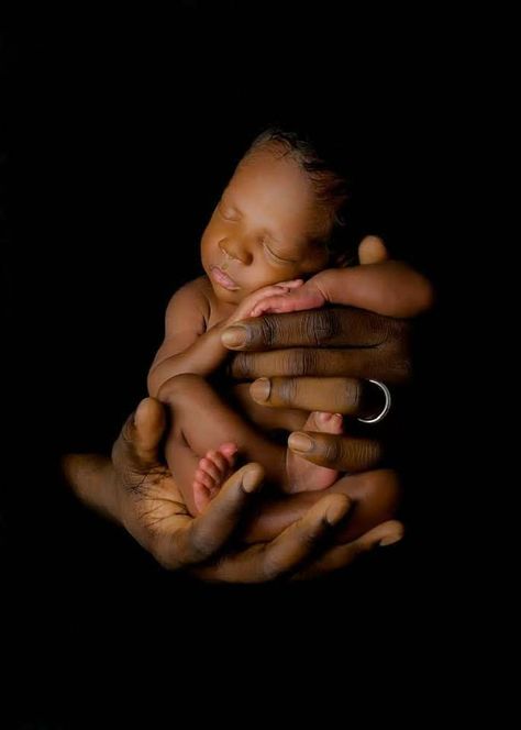 Infant Photoshoot Ideas Boys, Infant Photoshoot Ideas, Infant Photoshoot, Newborn Black Babies, Baby Boy Newborn Pictures, Boy Photo Shoot, Maternity Photography Poses Pregnancy Pics, Baby Fotografie, Newborn Photography Boy