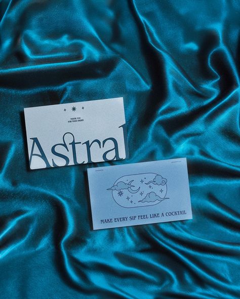 Get ready to elevate your hydration game with Astral! 💫 Say goodbye to plain old water and hello to a sparkling adventure that's out of this world. 🌌 We're all about turning your daily hydration into a cosmic experience that's as fun and exciting as sipping on your favorite cocktail. 🍹 Our design inspiration? Think dreamy blues, radiant pinks, and a touch of celestial magic straight from the cosmos. 🌙✨ Hey there! I'm Elsa, your go-to brand and web designer. Ready to take your brand to new ... Star Logo Ideas, Water Logo Branding, Blue Packaging Design, Celestial Branding, Dreamy Branding, Non Alcoholic Beverages, Bubly Sparkling Water, Packaging Design Creative, Dreamy Logo