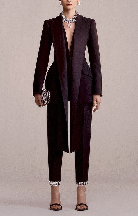 Evermore Fashion, Woman Suit Fashion, Chanel Spring, Suit Fashion, Vogue Paris, French Fashion, Pre Fall, Skirt Suit, Front Row