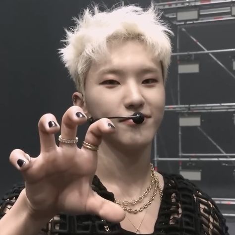 Svt Hoshi, 17 Kpop, Hoshi Seventeen, Fluffy Hair, Pledis Entertainment, Safe Space, Life Savers, Kpop Groups, Bias Wrecker