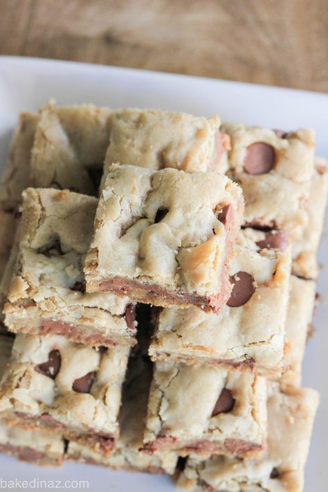 Easy Cookie Bar Recipes, Sweet Cream Pie, Chewy Chocolate Chip Cookie Bars, Harvest Food, Chocolate Cake Mix Cookies, Chickpea Cookies, Ultimate Chocolate Chip Cookie, Chocolate Chip Bars, Cookie Bar