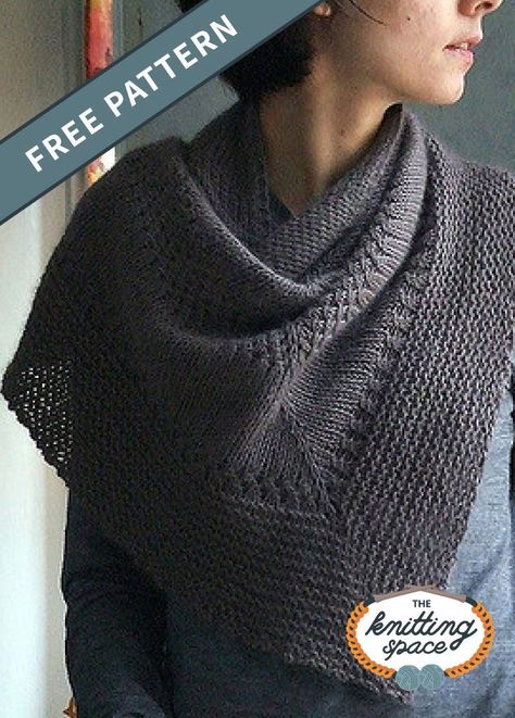 Looking for a versatile knitwear to add to your daily wardrobe? Try your hands on this simple yet chic knitted shawl that easily converts into a scarf.| Discover over 7.000 free knitting patterns at theknittingspace.com #knitpatternsfree #fallknittingpatterns #fallknittingprojects #autumnknits Free Knit Shawl Patterns, Knitted Triangle, Prayer Shawl Patterns, Knit Wrap Pattern, Fall Knitting Patterns, Ravelry Knitting, Knitting Patterns Free Scarf, Knitted Shawl, Triangle Shawl