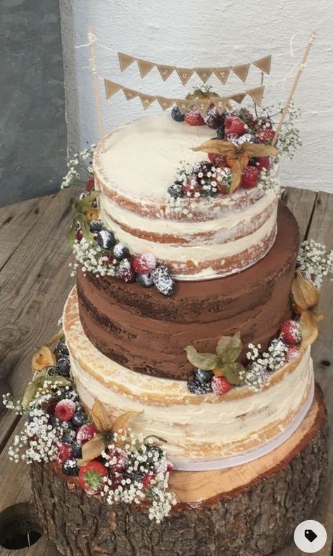 Wedding Cake Raspberry, Lemon Wedding Cakes, Raspberry Wedding, Vintage Pasta, Fruit Wedding Cake, Diy Wedding Cake, Wedding Cake Recipe, Chocolate Wedding Cake