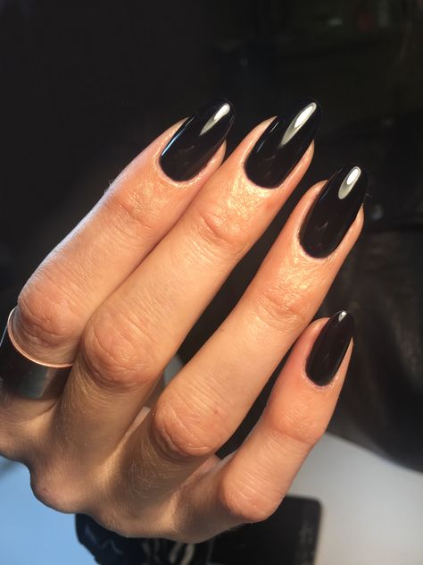 Clear Glitter Nails, Russian Manicure, Navy Nails, Black Acrylic Nails, Fall Nail Trends, Round Nails, Black Nail, Silver Nails, Autumn Nails