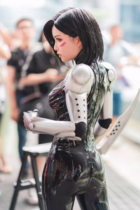 Deku Cosplay, Alita Battle Angel, Battle Angel Alita, Latex Cosplay, Battle Angel, Awesome Cosplay, Sara Ali Khan, Ranveer Singh, Cosplay Characters