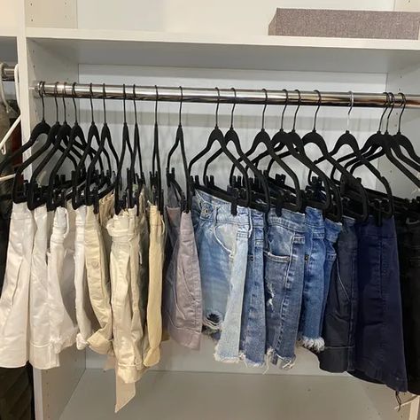 Instead of folding up your jeans or jean shorts and shoving them into a drawer, hang them up for easy access! Hanging them up makes it so much easier to see them all, plus it helps with wrinkling ✔️ Jean Shorts Organization, Hanging Shorts In Closet, How To Hang Shorts, Shorts Organization, Organize Wardrobe, Closet Hacks, Dream Closet Design, Future Room, Bedroom Organization