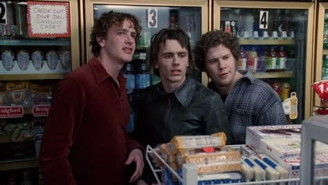 James Franco And Seth Rogen, Jason Segal, Josh Radnor, Film Student, Gryffindor Aesthetic, Jason Segel, Freaks And Geeks, Seth Rogen, James Franco