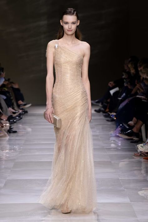 Armani prive couture aw24 Armani Prive Couture, Armani Dress, Dress Sleeves, Armani Prive, Wedding Dress Sleeves, Couture Collection, Couture Fashion, Fashion Week, Dior