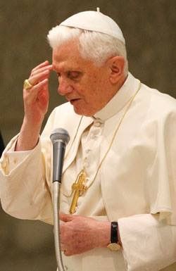 The Sign Of The Cross, Pope Benedict Xvi, Pope Benedict, Sign Of The Cross, Faith Formation, The Pope, Religious Education, Catholic School, Roman Catholic Church