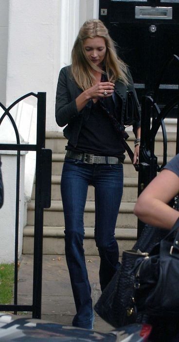 . Kate Moss Outfit, Kate Moss Street Style, Kate Moss Style, Queen Kate, Off Duty Outfits, English Rose, Fashion Icons, Models Off Duty, Mode Inspo