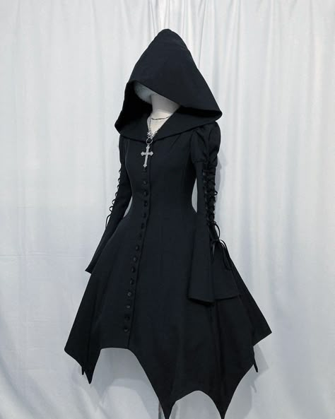 Gothic Coat, Warrior Outfit, Kei Visual, Corset Outfit, Witchy Fashion, Spring Coat, Fantasy Gowns, Rockabilly Dress, Vintage Style Dresses