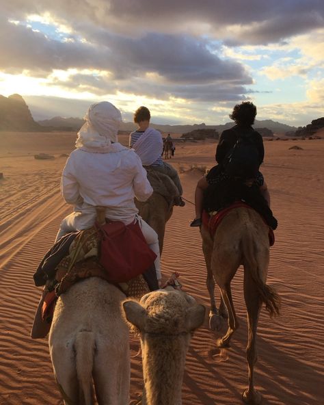 Camel riding in the Wadi Rum Desert. #Jordan #wadirum #sustahgirlchronicles #gate1travel #camelriding Jordan Desert Aesthetic, Desert Pics, Desert Activities, Jordan Aesthetic, Egypt Trip, Camel Riding, Wadi Rum Jordan, Fun Trips, Desert City