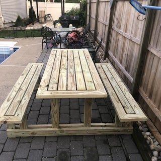 Diy Wooden Picnic Table, Picnic Table Plans Diy, Easy Picnic Table Diy, Home Made Picnic Tables, Picnic Table Top Ideas, Building A Picnic Table, Large Picnic Table, Unique Picnic Table Ideas, Picnic Table Design