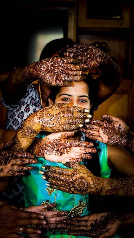 Shopzters | The Wedding Story Of Two Crazy Adventurous People In Love Mehandi Night, Mehendi Photography, Indian Bride Photography Poses, Bridesmaid Photoshoot, Adventurous People, Indian Wedding Bride, People In Love, Indian Wedding Photography Couples, Bridal Photography Poses