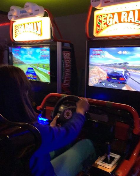 2 Girls 1 Boy, Aesthetic Lifestyle, Arcade Game, Boy And Girl, Arcade Games, Gaming Products, Brain, Entertainment, Songs