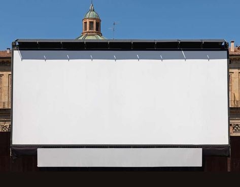 Outside Movie Projector, Outdoor Projector Ideas, Projector Outside, Backyard Projector Screen, Outside Projector, Projector Screen Diy, Projector Setup, Patio Tv, Movie Projector Screen