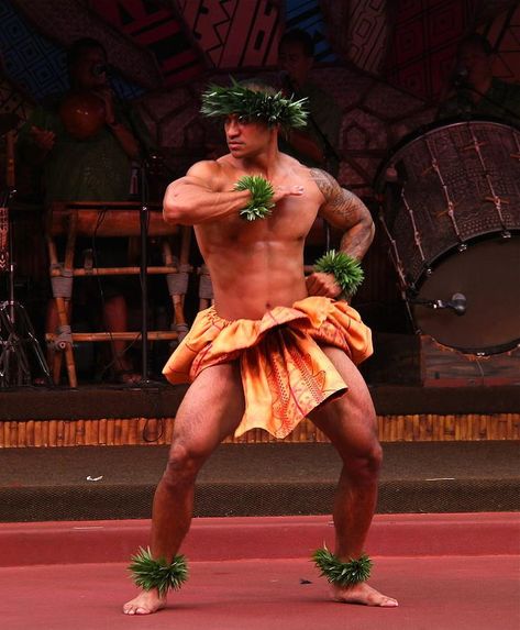 Hawaiian Man, Samoan Men, Disney Polynesian, Polynesian Men, Hawaiian Dancers, Hawaiian Men, Hula Dancers, Tonga, Tahiti