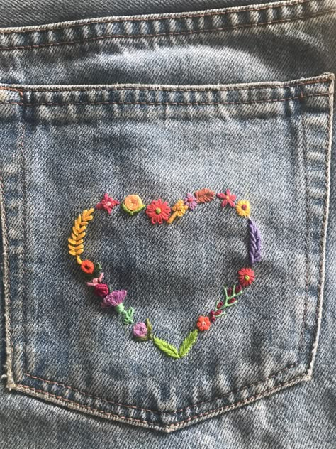 Lily Evans Aesthetic, Evans Aesthetic, Aesthetic Marauders, Embroidery Jeans Diy, Clothes Embroidery Diy, Denim Embroidery, Lily Evans, Pola Sulam, Embroidery On Clothes