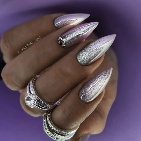 Purple And Silver Nails, Beach Nail Art, Holloween Nails, Unghie Sfumate, Summer Gel Nails, Chrome Nails Designs, Stiletto Nails Designs, Studded Nails, Vibrant Nails