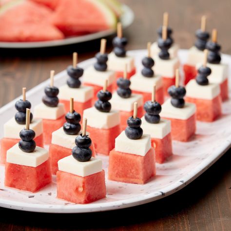 Feta Bites, Watermelon Cubes, Toothpick Appetizers, Cocktails And Canapes, Creamy Feta, Spaghetti Dinner, Grocery Delivery Service, Watermelon Cake, Watermelon And Feta