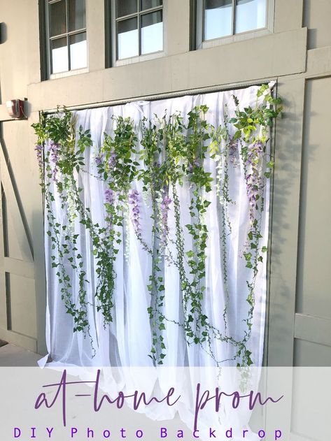 Prom Backdrop Ideas For Home, At Home Prom Decorations, Prom Picture Backgrounds, Prom Decoration Ideas For Home Diy, How To Create A Photo Backdrop, Homecoming Picture Backdrop Ideas, Prom Photo Backdrop Ideas, Prom Picture Backdrop Ideas, Homecoming Photo Backdrops