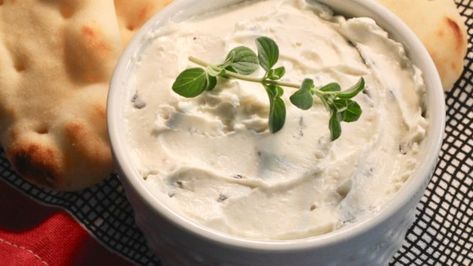 Fans of feta cheese will love this whipped feta and cream cheese dip that's easy to customize with herbs and other add-ins. Pita Bread Chips, Bread Dips Recipes, Mini Naan, Gyros Pita, Bread Chips, Whipped Feta Dip, Cucumber Sauce, Creamed Cucumbers, Cream Cheese Dip