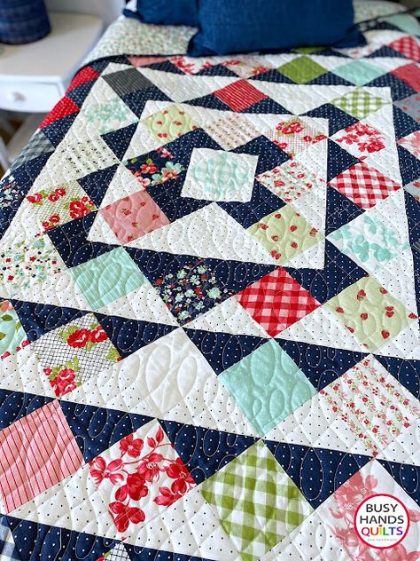 Bonnie And Camille, Layer Cake Quilt Patterns, Charm Square Quilt, Charm Pack Quilts, Skip To My Lou, Cake Quilt, Log Cabin Quilt Blocks, Layer Cake Quilts, Quilt Sewing Patterns