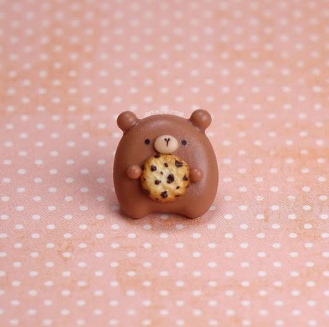 Clay Cute, Easy Clay Sculptures, Clay Bear, Polymer Clay Kawaii, Clay Magnets, Clay Diy Projects, Clay Crafts Air Dry, Clay Baby, Polymer Clay Diy