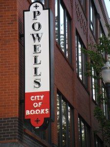 Powell's City of Books in Portland Powells Bookstore, Pnw Vibes, Used Bookstore, Powells Books, Travel Log, Oregon Travel, Famous Books, Portland Oregon, Bookstore