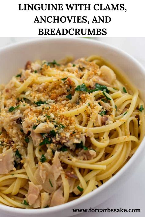 If you like pasta with clams, you’ll love this linguine with clams, anchovies, and breadcrumbs that shows shellfish a thing or two with its powerhouse flavor. Giada Clams Casino Pasta, Linguini And Clams Recipe, Clam Linguine Recipe, Canned Clam Recipes, Vegetarian Seafood, Pasta With Clams, Seafood Pasta Bake, Linguine With Clams, Rice Soups