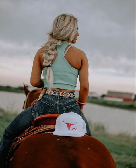 Solid Crop Tank Top, Leah Fish, Cowgirl Photoshoot, Foto Cowgirl, Cute Country Couples, Western Photoshoot, Shein Haul, Cowgirl Pictures