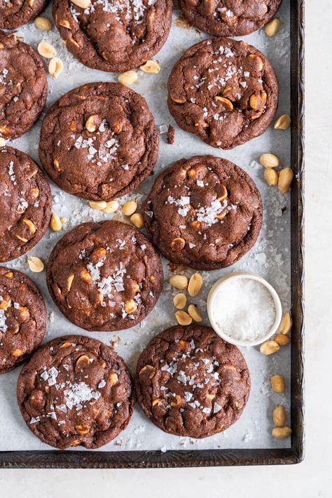 A revamp on the classic New Zealand Peanut Brownie biscuit. These cookies have a chocolate base, and are filled with roasted salted peanuts and milk chocolate chunks. Peanut Brownies, Cloudy Kitchen, Peanut Cookies, Hundreds And Thousands, Chocolate Work, Oven Canning, Cookies Chocolate, Biscuit Cookies, Brownie Cookies