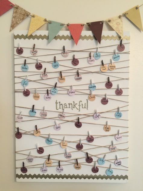 Thankful Wall Classroom, Thank You Bulletin Board Ideas, Wall Of Gratitude Ideas, Gratitude Wall Ideas For Work, Gratitude Board For Office, Gratitude Board Ideas, Gratitude Bulletin Board Ideas, Thankful For Bulletin Board, Gratitude Display