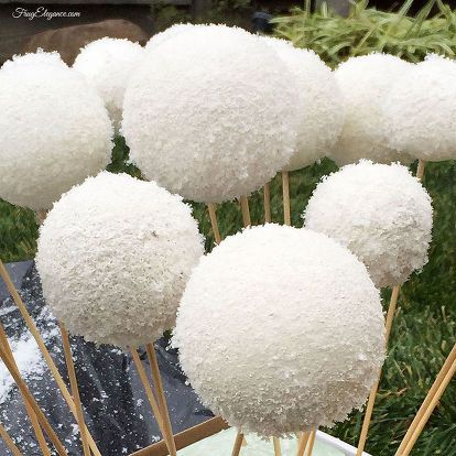 Faux Snowballs, Fake Snowballs, Winter Wonderland Party Theme, Snow Spray, Wonderland Party Theme, Indoor Snowballs, January Decor, 2023 Festival, Xmas Projects