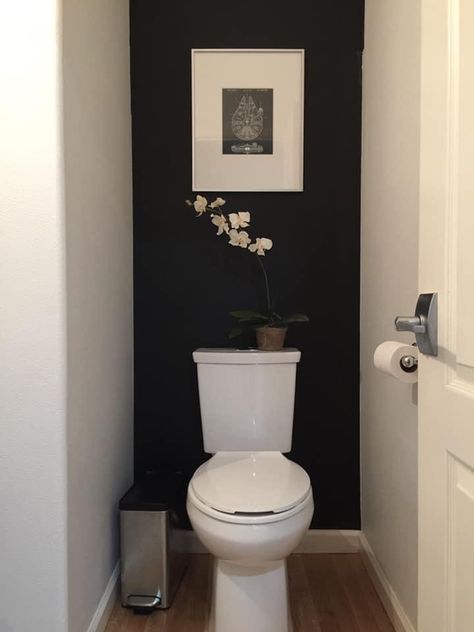 Black Half Bathroom, Behind Toilet, Small Half Bathroom, Small Downstairs Toilet, Half Bathroom Decor, Toilet Room Decor, Small Toilet Room, Powder Room Decor, Restroom Decor