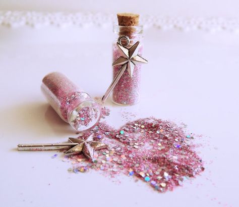 Mini Pink Fairy Dust Favors with wand Set of 10 by RepublicOfParty, $12.00 Jitter Glitter, Tooth Fairy Gifts, Pink Party Favors, Fairy Garden Birthday Party, Fairy Tea Parties, Princess Party Favors, Star Wand, Garden Party Birthday, Fairy Birthday Party