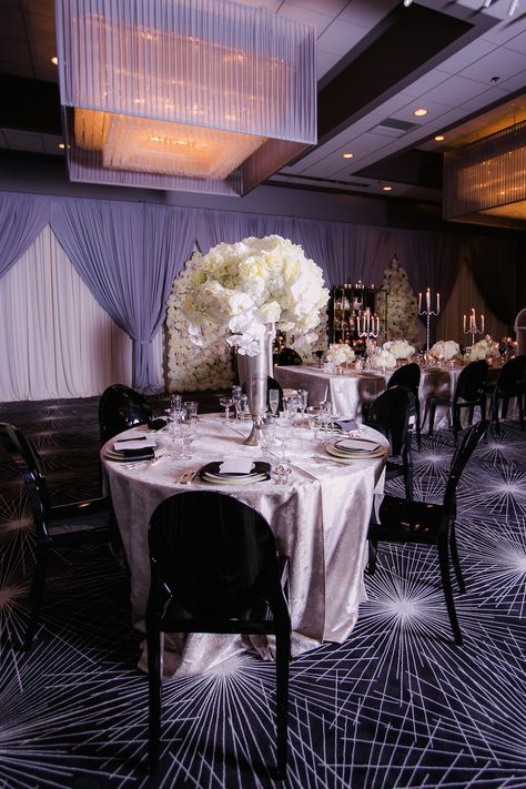 Ebony Ghost Chairs at Reception    Photography: Gold Grid Studios   Read More:  http://www.insideweddings.com/weddings/celebratory-wedding-shoot-with-elegant-romantic-decor-in-chicago/728/ Black Ghost Chairs Wedding, Ghost Chairs Wedding, Ghost Chair Wedding, Decor Chairs, Wedding Party Dress Guest, Diy Vintage Wedding, Romantic Colors Palette, Vintage Glam Wedding, Teal Decor