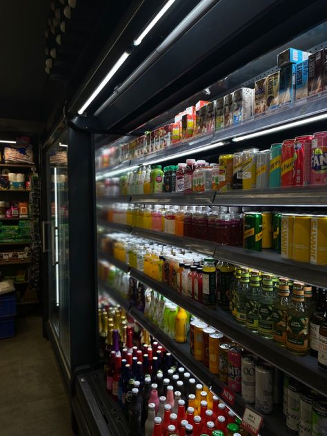 Dark Grocery Store Aesthetic, Supermarket At Night, Late Night Grocery Store Aesthetic, Convenience Store At Night, Convenience Store Aesthetic, Aesthetic Grocery Store, Grocery Store Aisle, Grocery Store Aesthetic, Grocery Aesthetic