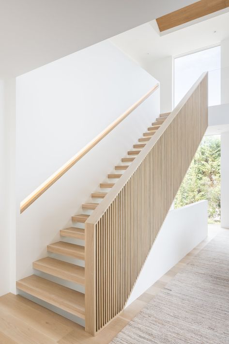 Home Stairs Ideas, Remodel Stairs, Home Stairs, Staircase Design Ideas, Stair Cases, Stair Ideas, Stair Design, Stairs Design Interior, House Staircase