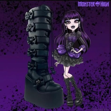 Monster High Aesthetic Outfit, Monster High Shoes, Yru Shoes, Black And White Crop Tops, Demonia Boots, Monster High Pictures, Goth Shoes, Moster High, Gothic Shoes